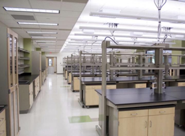 Installations Lab Furniture